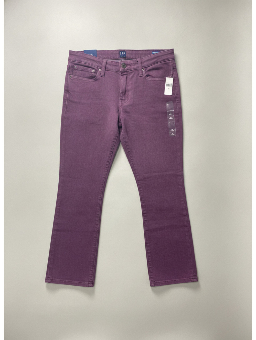 Women's GAP Pants Size 28 - Brand New with Tags, Stylish and Comfortable